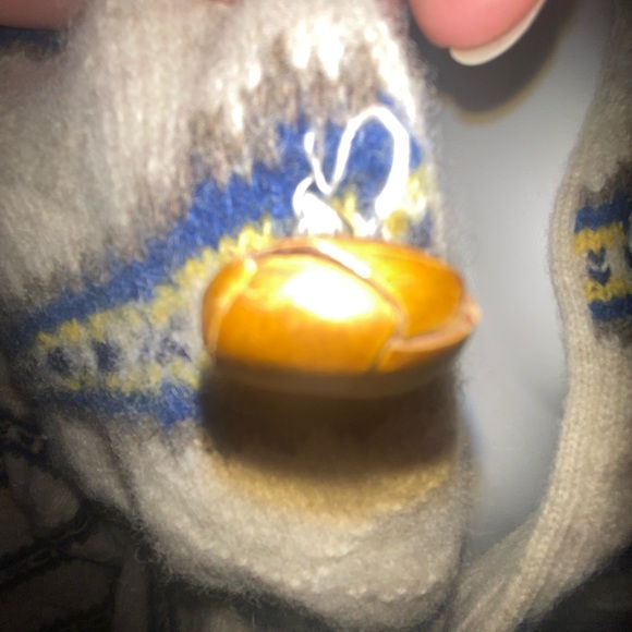 Vintage Wool Benetton button down sweater with leather buttons, Italian made - Picture 7 of 7